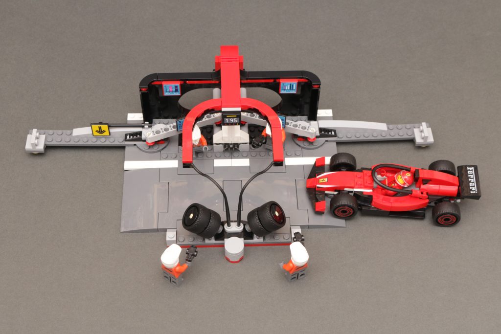 LEGO City 60443 F1 Pit Stop Pit Crew with Ferrari Car review 8 1024x683