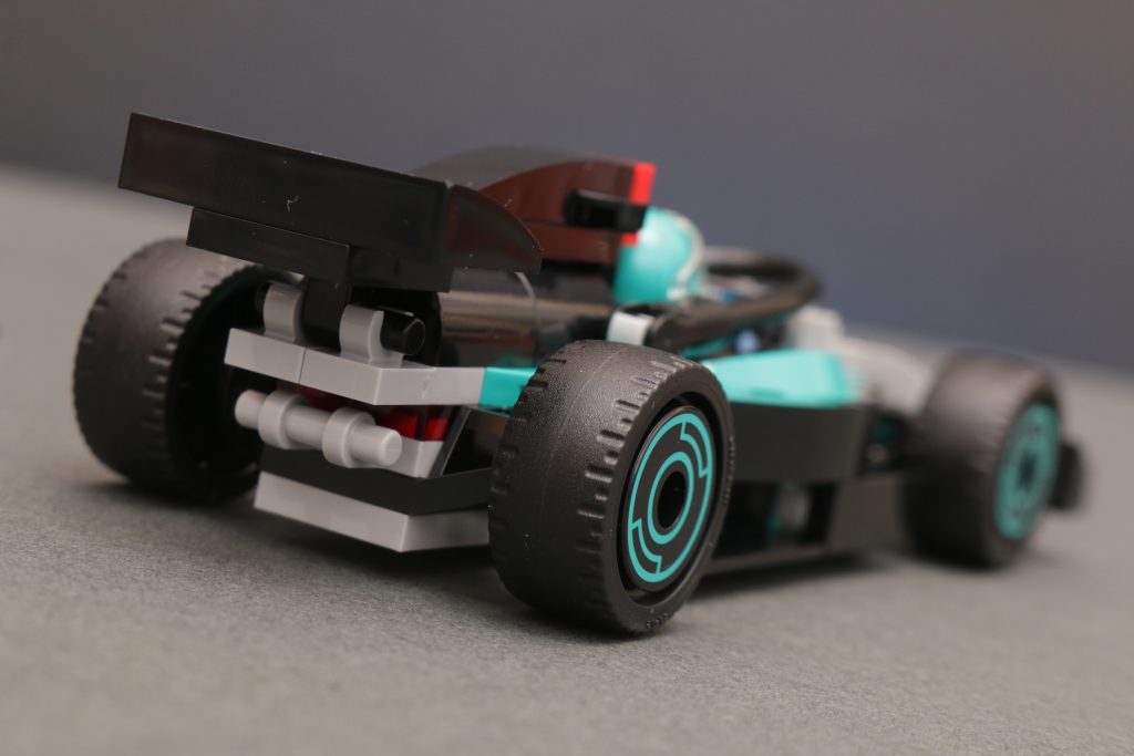 LEGO City 60444 F1 Garage Mercedes AMG Alpine Cars review 19 1024x683