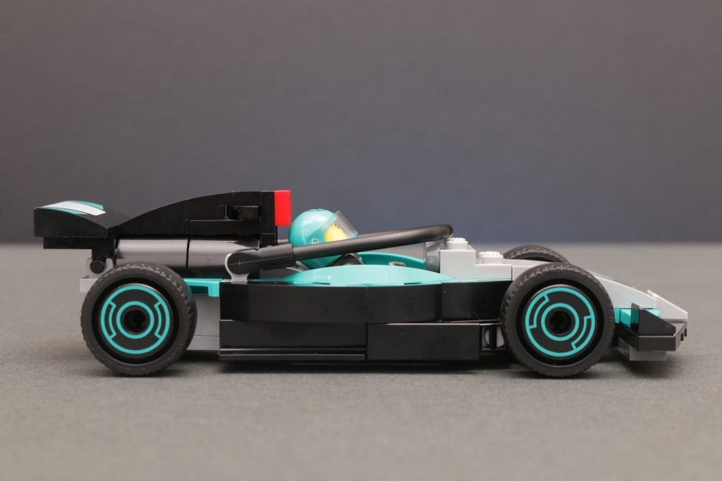 LEGO City 60444 F1 Garage Mercedes AMG Alpine Cars review 20 1024x683