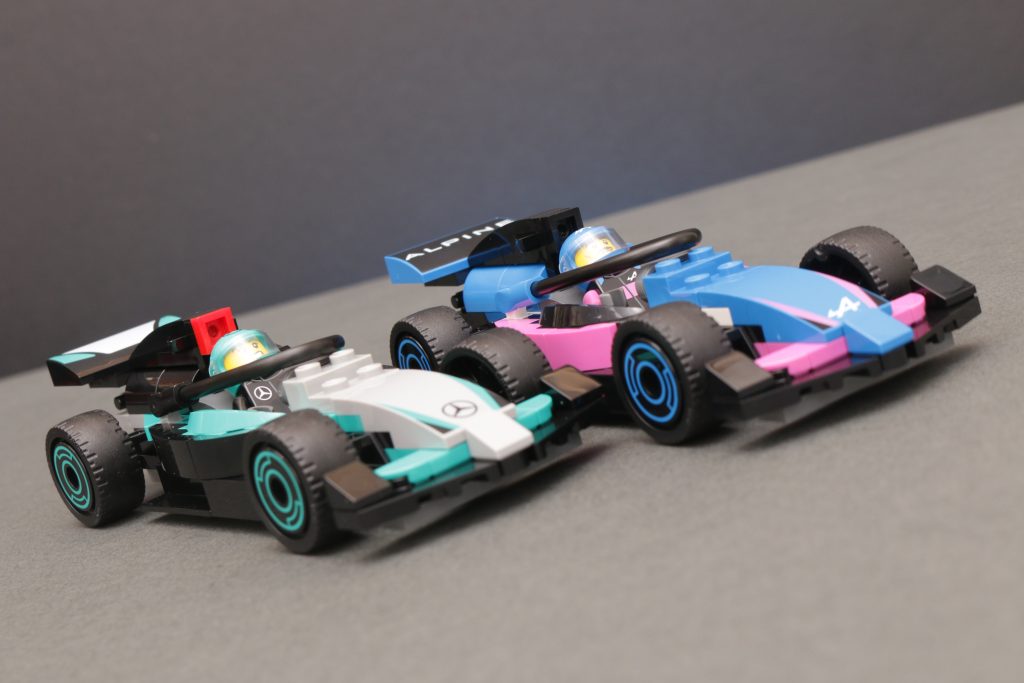 LEGO City 60444 F1 Garage Mercedes AMG Alpine Cars review 35 1024x683