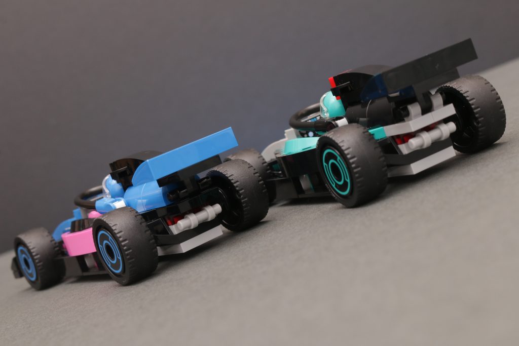 LEGO City 60444 F1 Garage Mercedes AMG Alpine Cars review 38 1024x683