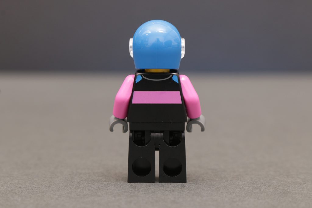 LEGO City 60444 F1 Garage Mercedes AMG Alpine Cars review 46 1024x683