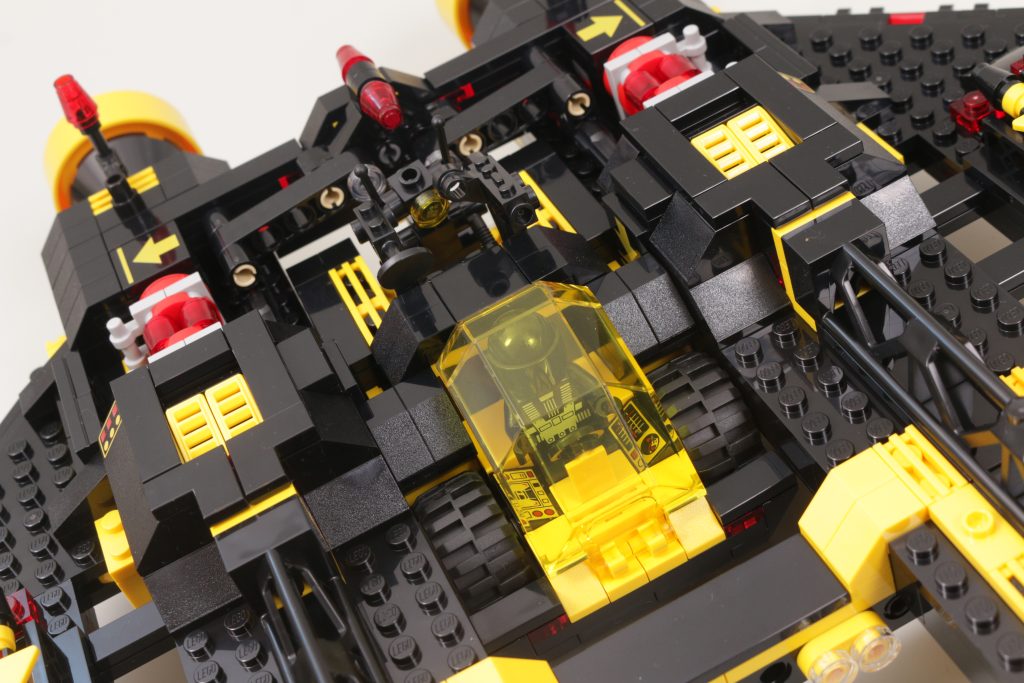 LEGO Icons 10355 Blacktron Renegade anmeldelse 16 1024x683
