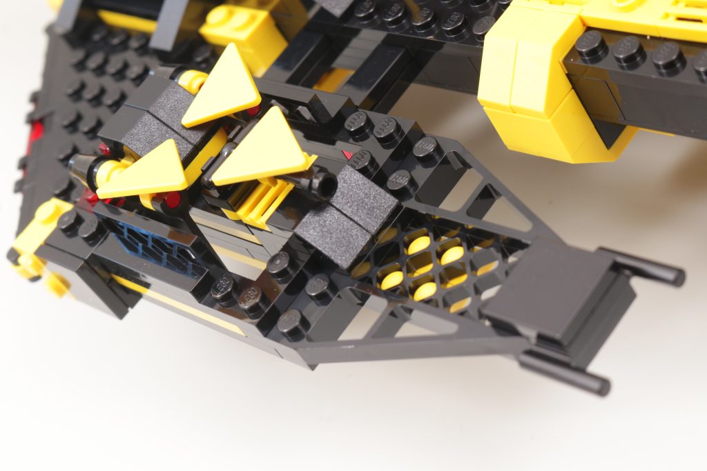 LEGO Icons 10355 Blacktron Renegade anmeldelse 31 1024x683
