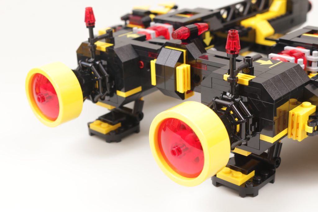 LEGO Icons 10355 Blacktron Renegade anmeldelse 33 1024x683
