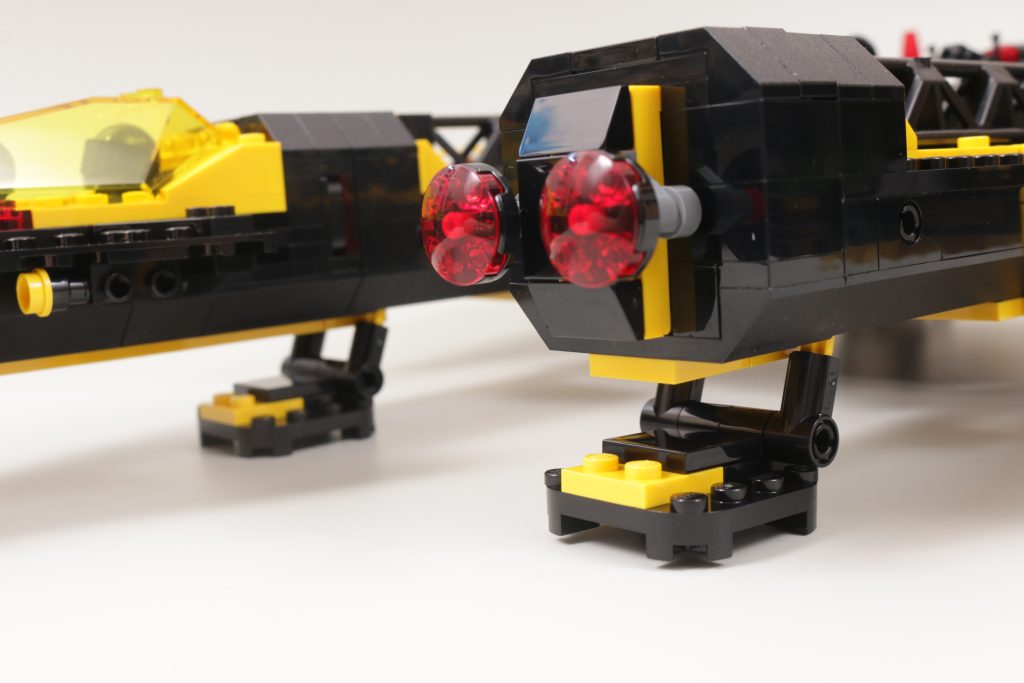 LEGO Icons 10355 Blacktron Renegade anmeldelse 8 1024x683