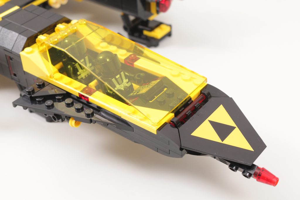 LEGO Icons 10355 Blacktron Renegade anmeldelse 9 1024x683