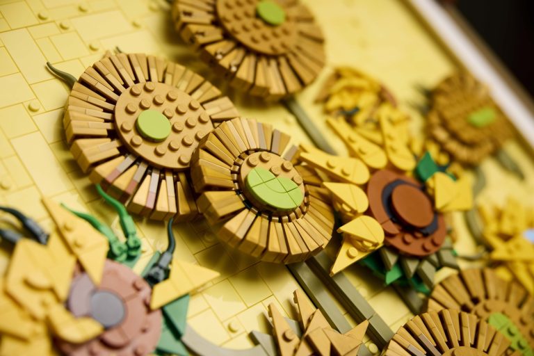 LEGO Art 31215 Vincent van Gogh – Sunflowers revealed