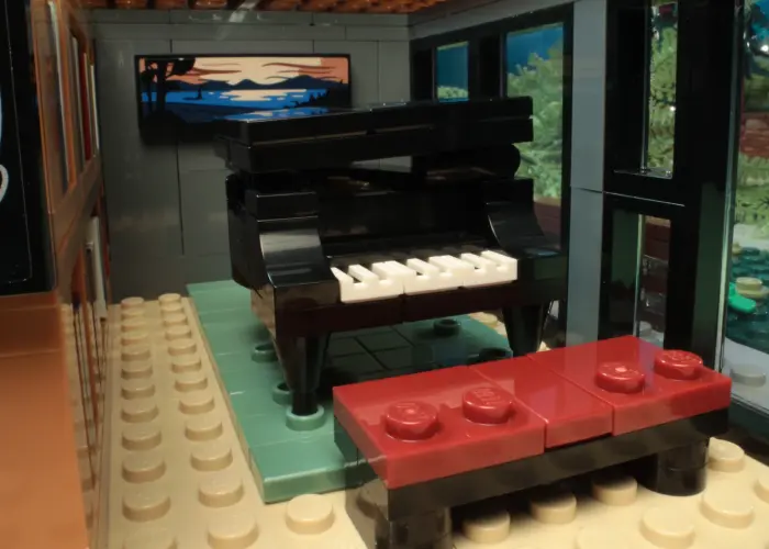 LEGO Ideas 21345 Twilight House details 7