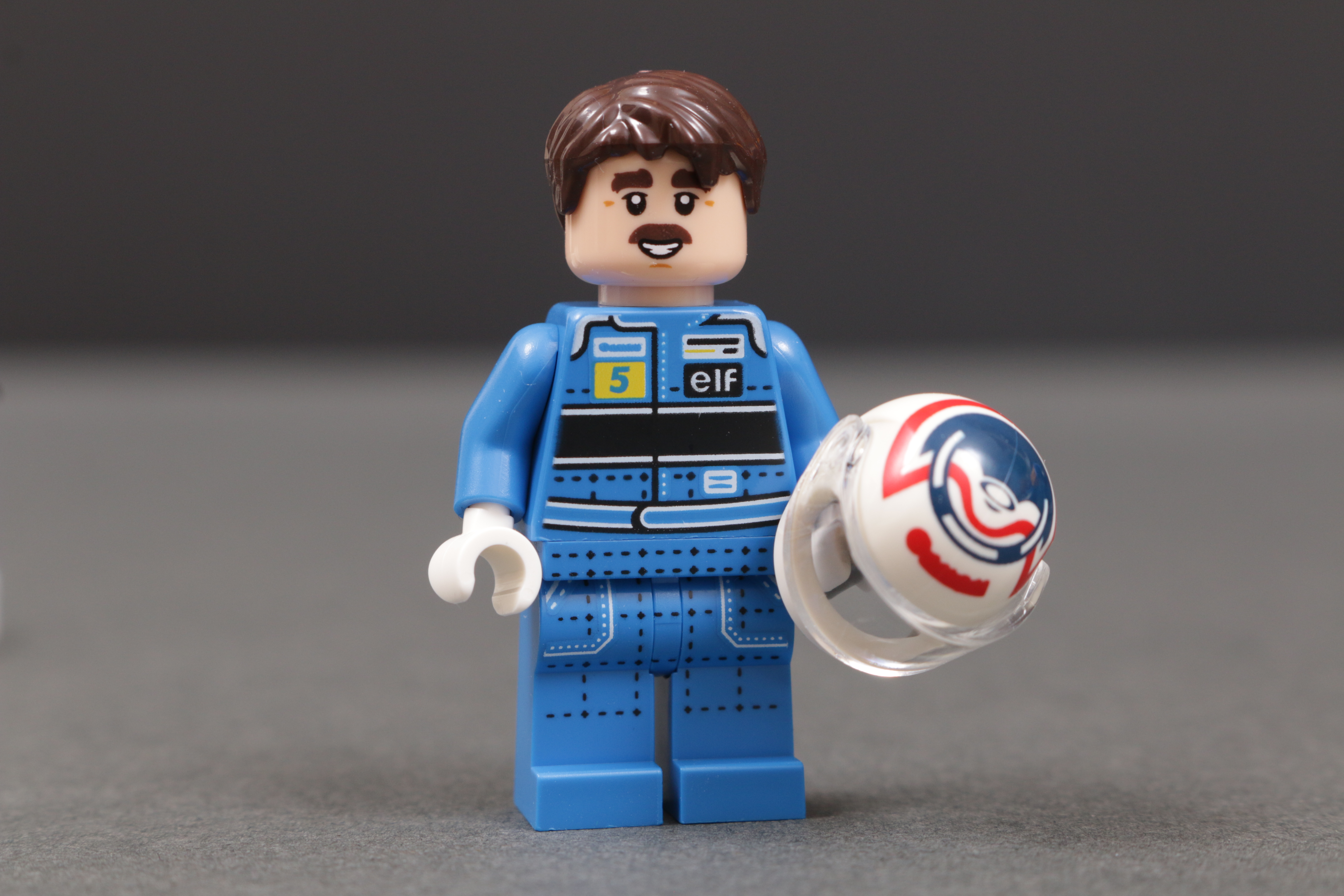 LEGO Icons 10353 Williams Racing FW14B & Nigel Mansell review 8