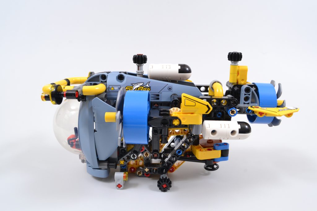 その他 sea LEGO Technic 42201 Deep-Sea Research Submarine detailed