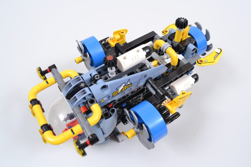 LEGO Technic 42201 Deep-Sea Research Submarine review