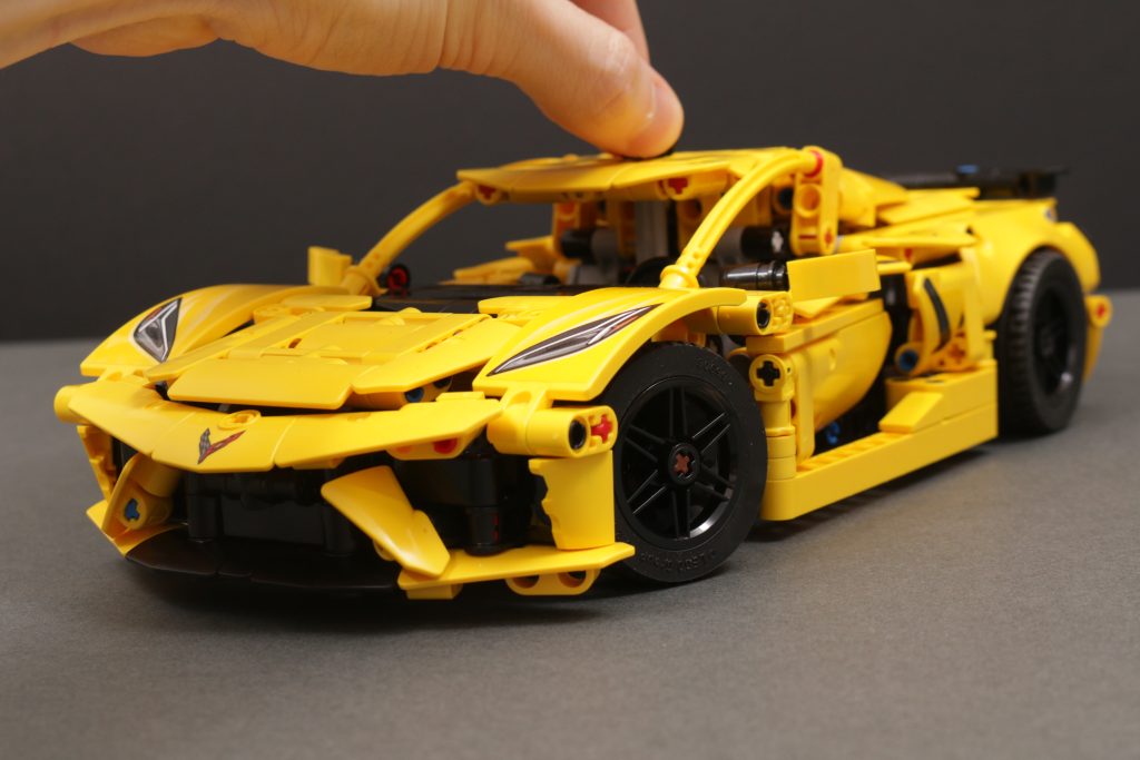 LEGO Technic 42205 Chevrolet Corvette Stingray, 42204 Fast and Furious Toyota Supra MK4 und 42203 Kippmulden-LKW – Rezensionen: 23 (1024x683)