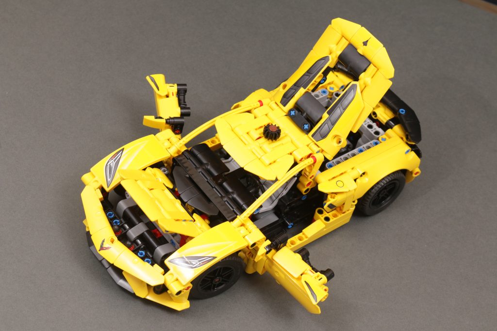 LEGO Technic 42205 Chevrolet Corvette Stingray, 42204 Fast and Furious Toyota Supra MK4 und 42203 Kippmulden-LKW – Rezensionen: 24 (1024x683)