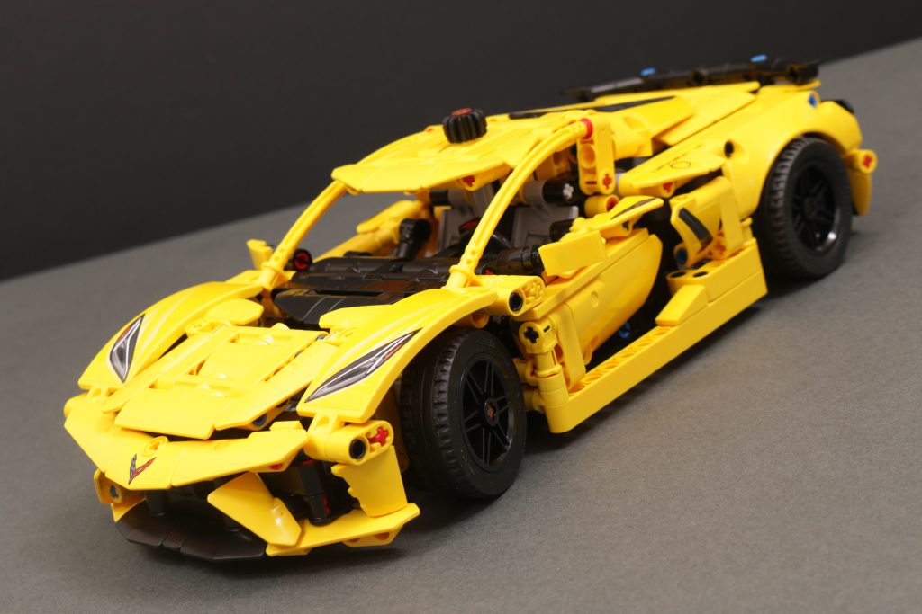 LEGO Technic 42205 Chevrolet Corvette Stingray, 42204 Fast and Furious Toyota Supra MK4 und 42203 Kippmulden-LKW – Rezensionen: 36 (1024x683)