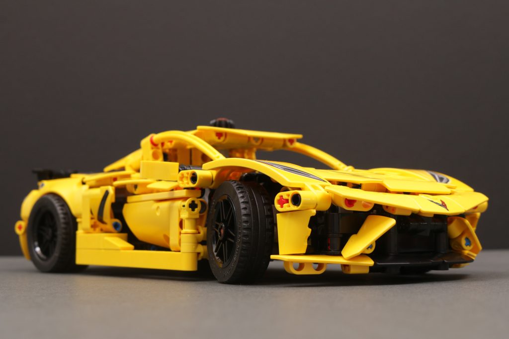 LEGO Technic 42205 Chevrolet Corvette Stingray, 42204 Fast and Furious Toyota Supra MK4 und 42203 Kippmulden-LKW – Rezensionen: 40 (1024x683)