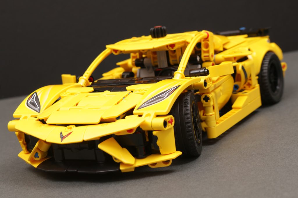 LEGO Technic 42205 Chevrolet Corvette Stingray, 42204 Fast and Furious Toyota Supra MK4 und 42203 Kippmulden-LKW – Rezensionen: 41 (1024x683)
