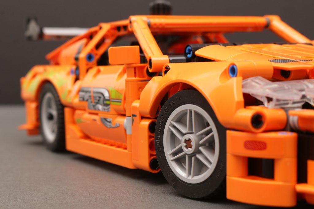 LEGO Technic 42205 Chevrolet Corvette Stingray, 42204 Fast and Furious Toyota Supra MK4 und 42203 Kippmulden-LKW – Rezensionen: 63 (1024x683)