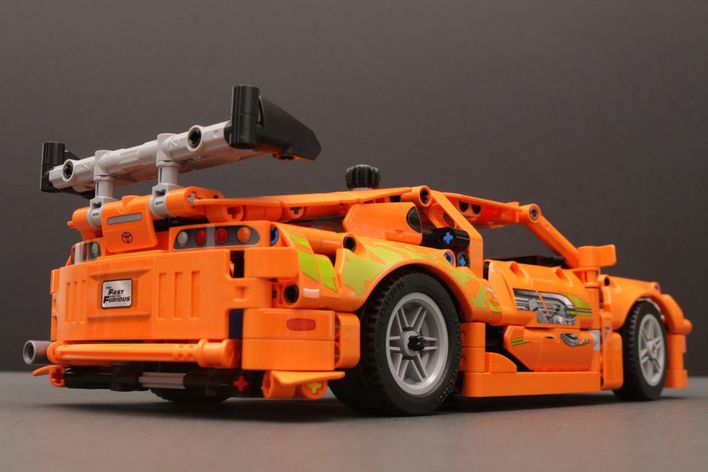 LEGO Technic 42205 Chevrolet Corvette Stingray, 42204 Fast and Furious Toyota Supra MK4 und 42203 Kippmulden-LKW – Rezensionen: 68 (1024x683)