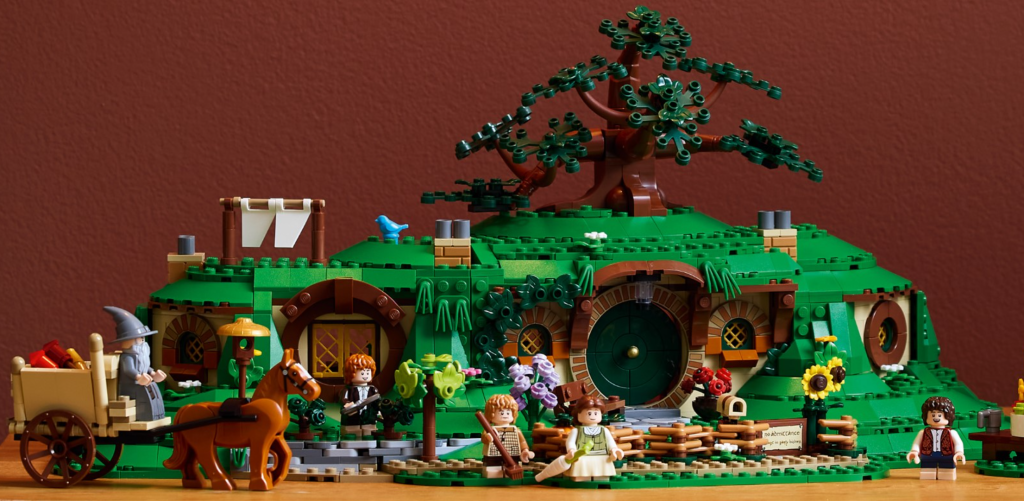 LEGO Icons 10354 Der Herr der Ringe Auenland-Landschaft 1024x501