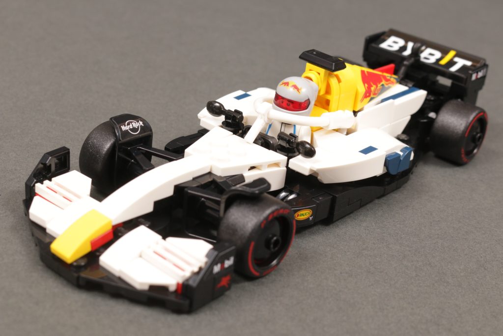 How to build a 2025 LEGO Racing Bulls F1 car 17 1024x683