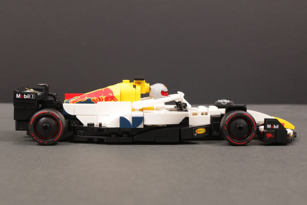 How to build a 2025 LEGO Racing Bulls F1 car 3 1024x683