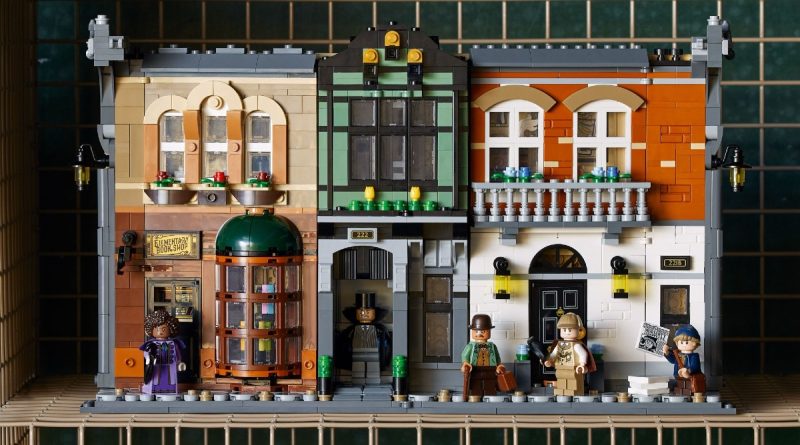 LEGO Icons 10351 Sherlock Holmes Book Nook featured