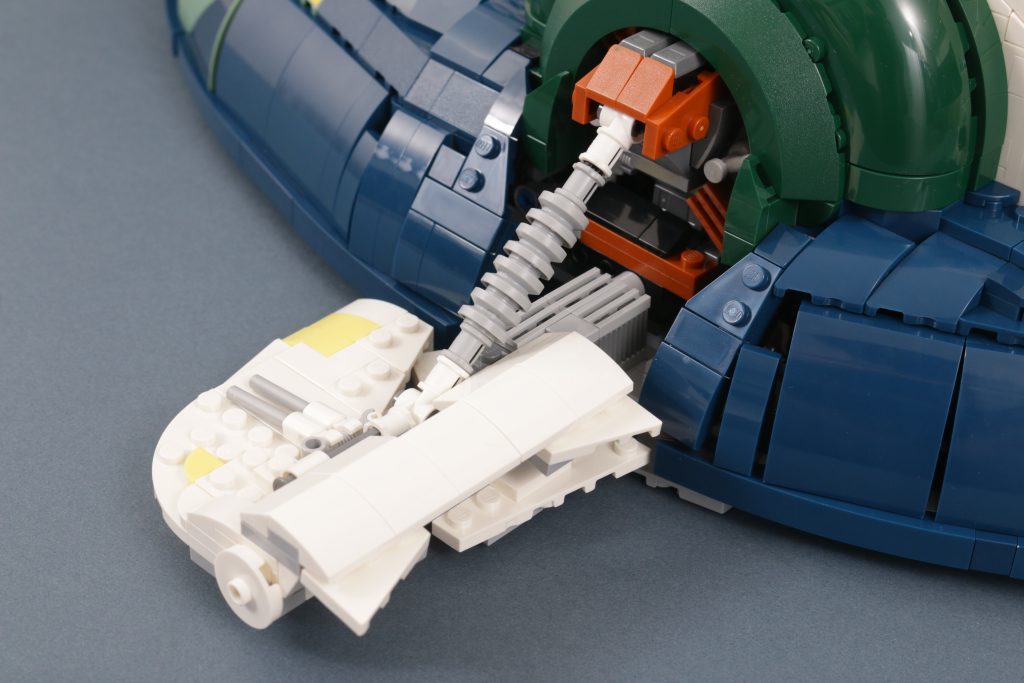 LEGO Star Wars 75409 Jango Fetts Starship review 41 1024x683