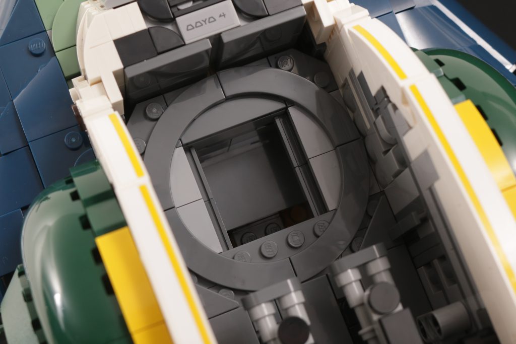 LEGO Star Wars 75409 Jango Fetts Starship review 59 1024x683
