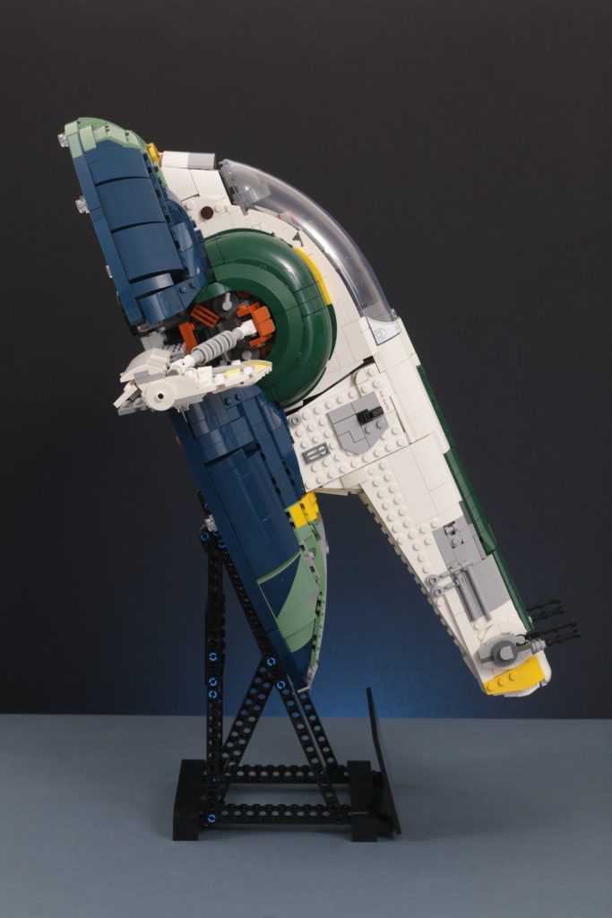 LEGO Star Wars 75409 Jango Fetts Starship review 7 683x1024