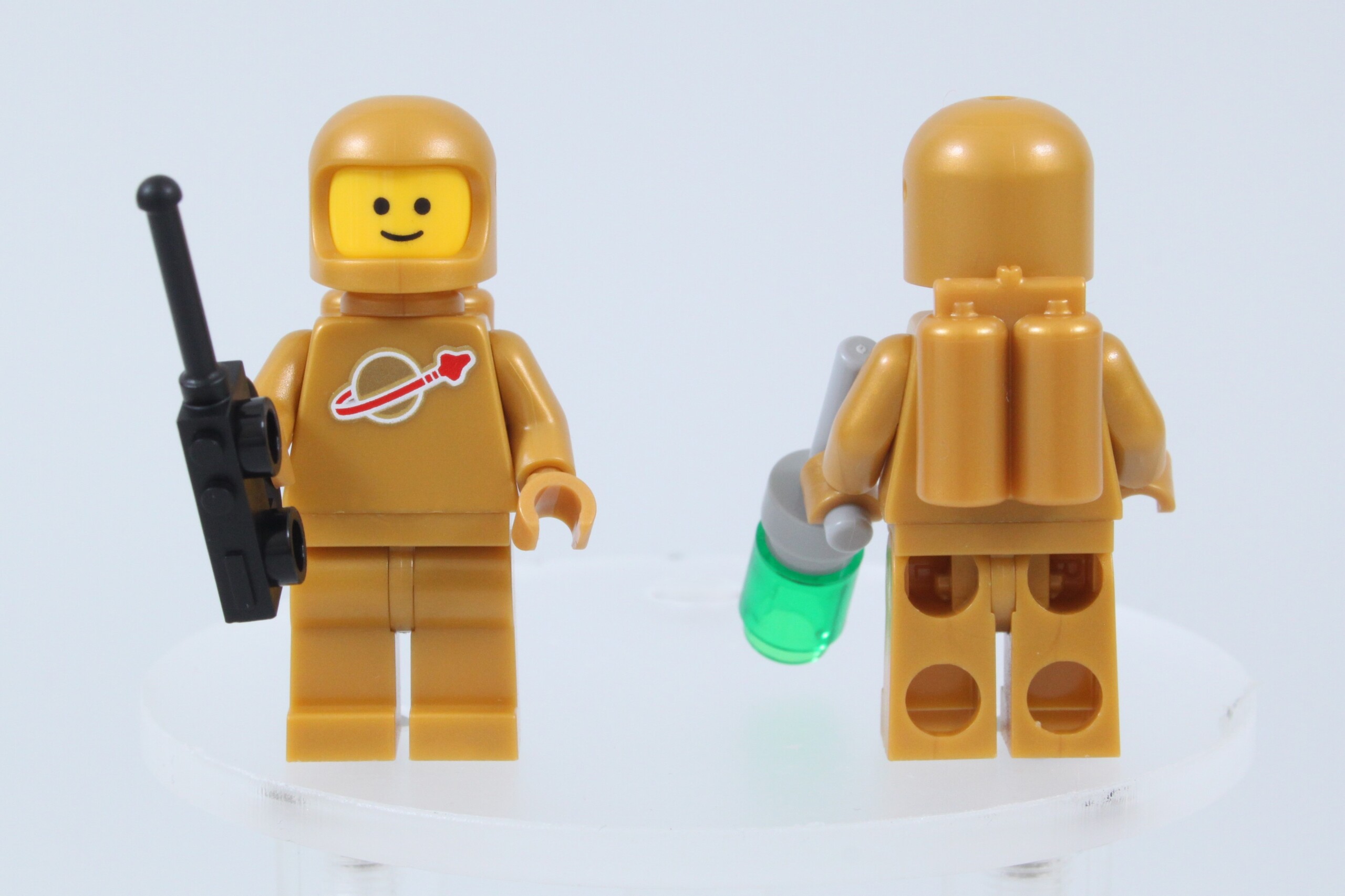 LEGO Ideas 21358 minifigure vending machine review (46)