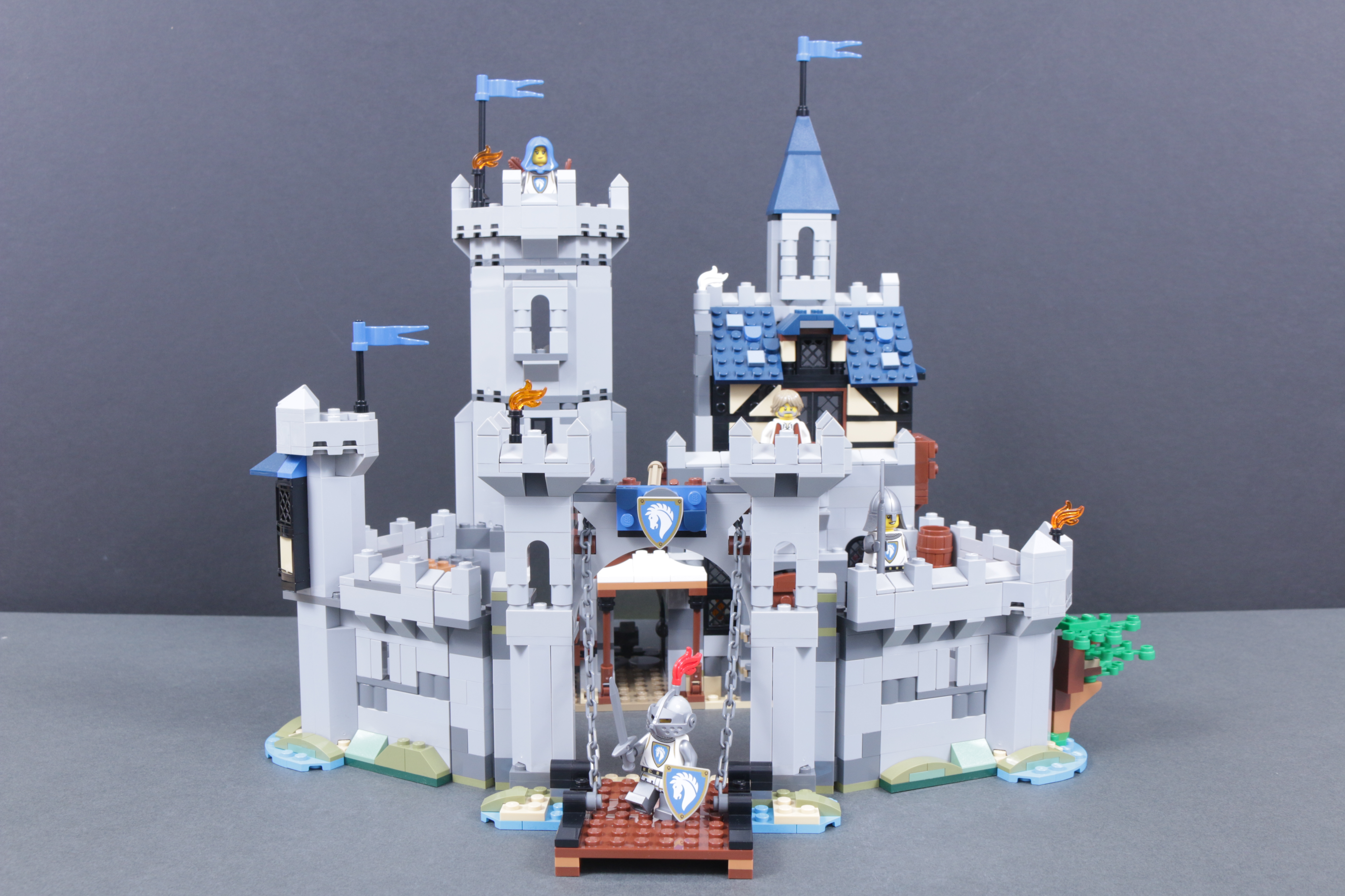 LEGO Creator 3-in-1 31168 Avis sur Medieval Horse Knight Castle 15