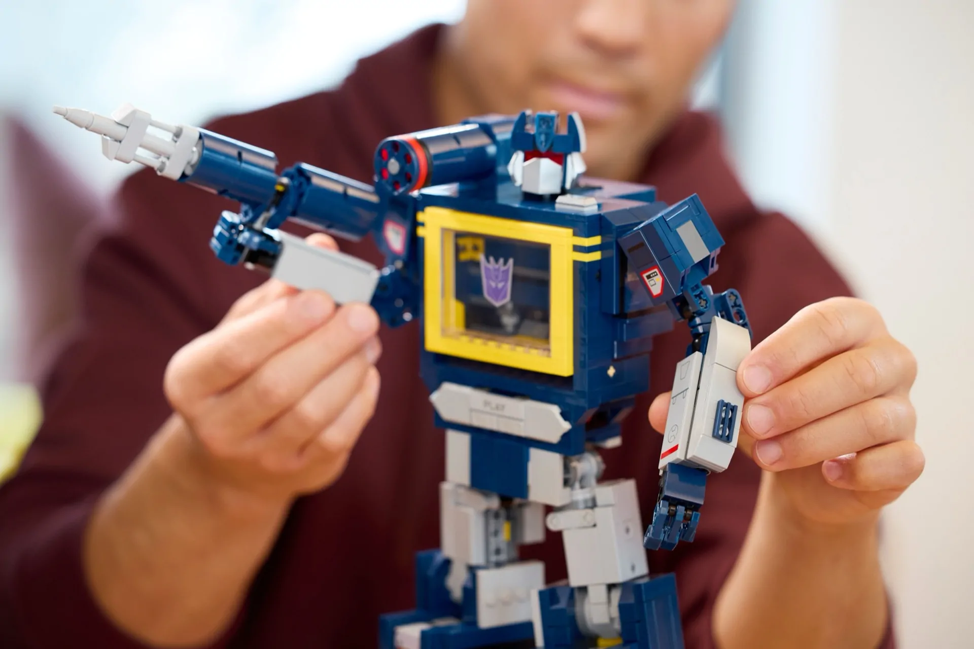 LEGO Icons 10358 Transformers: Soundwave officially unveiled