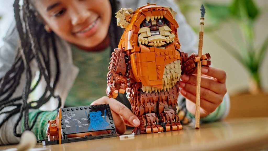 LEGO Star Wars 75430 Wicket the Ewok featured 1024x576
