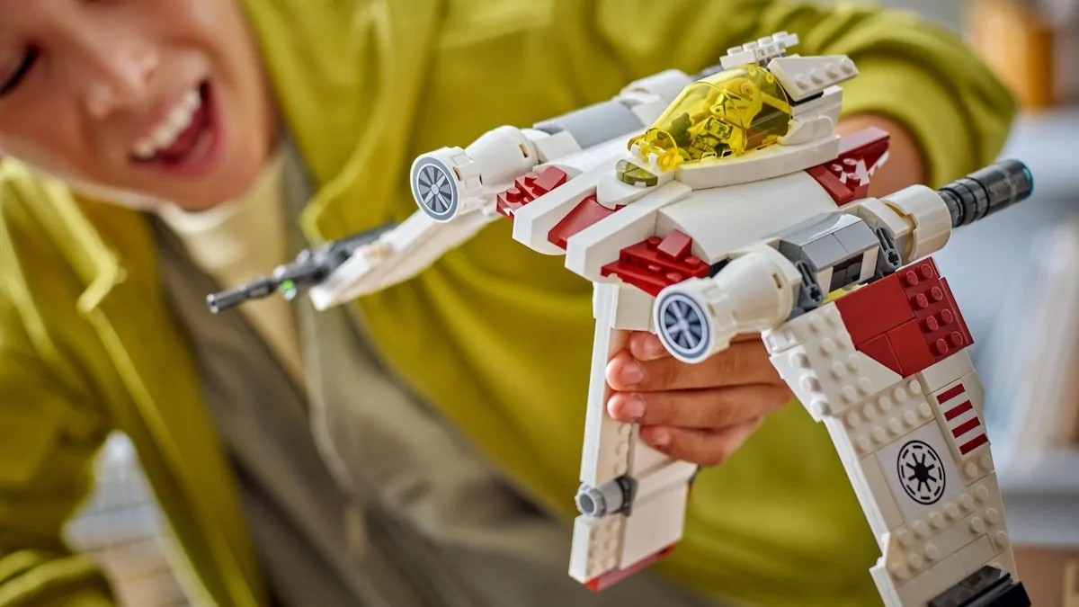 ブライアン LEGO Star Wars Ultimate Collector Series X-wing Starfighter