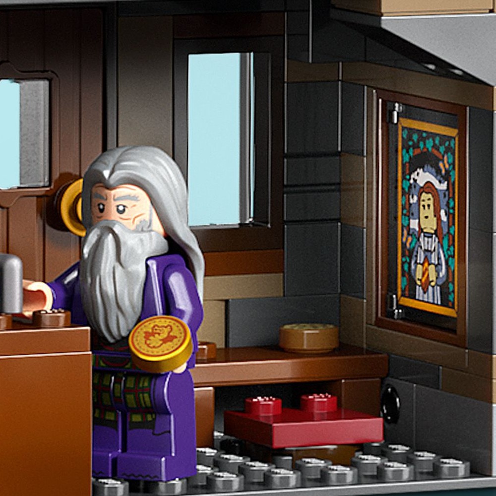 LEGO Harry Potter 76457 references Ariana Dumbledore