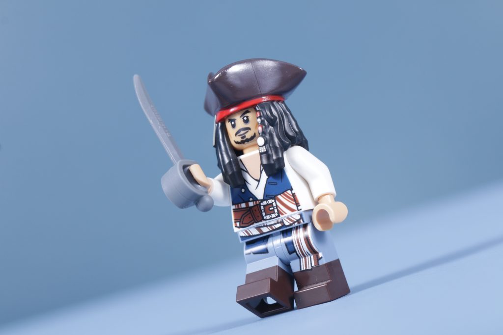 LEGO Icons 10365 Captain Jack Sparrows Pirate Ship review 73 1024x683