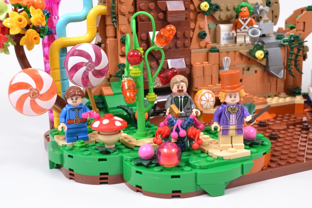 LEGO Ideas 21360 Willy Wonka the Chocolate Factory 43 1024x683