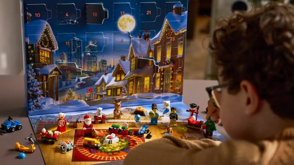 LEGO City 60475 lifestyle featured 1024x576