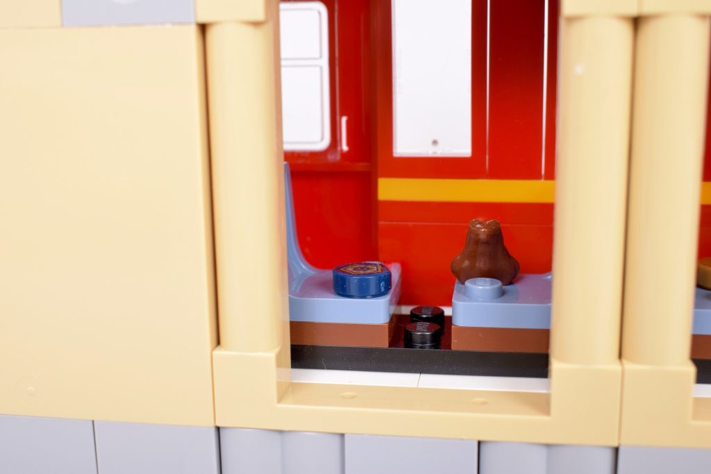 LEGO Harry Potter 76450 Book Nook Hogwarts Express review 14 1024x683