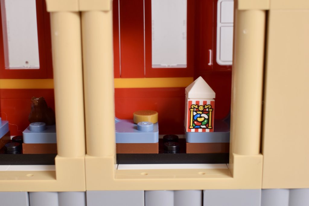 LEGO Harry Potter 76450 Book Nook Hogwarts Express review 15 1024x683