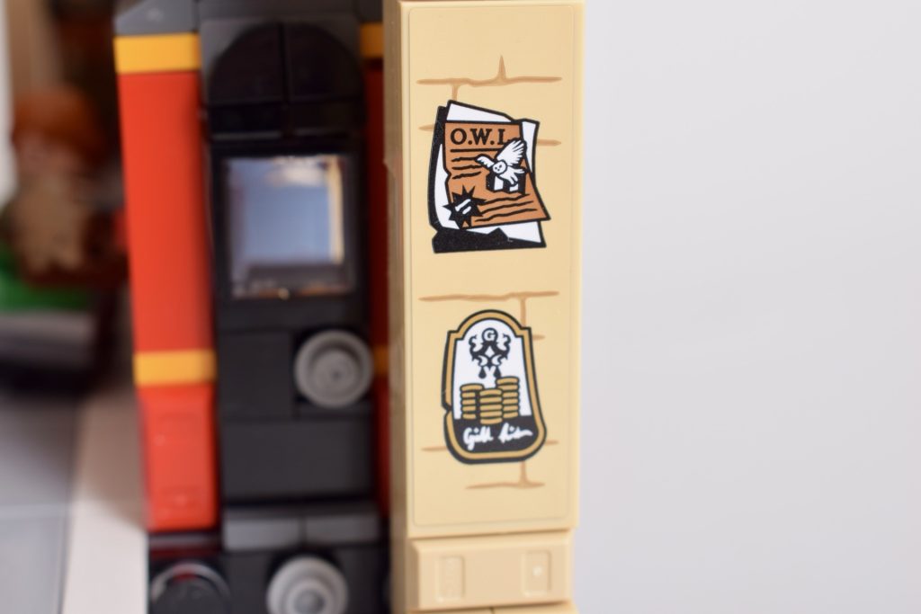 LEGO Harry Potter 76450 Book Nook Hogwarts Express review 4 1024x683