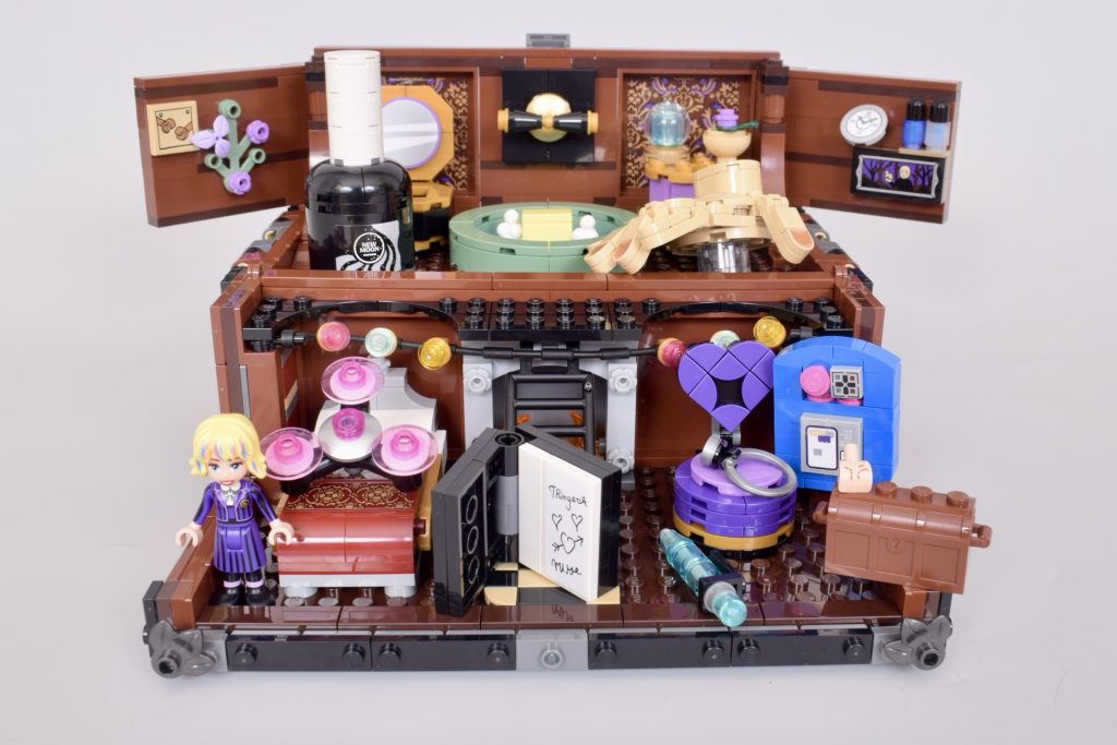 LEGO Wednesday Things Apartment review 16 1024x683