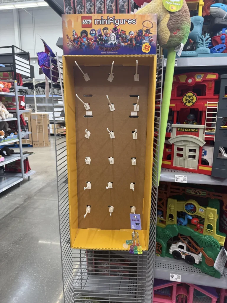 mauri 528 on reddit Spider Verse in shops 768x1024