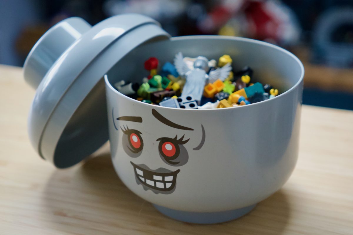 LEGO 5009862 Zombie-Aufbewahrungskopf – Kleine Rezension 5 1200x800