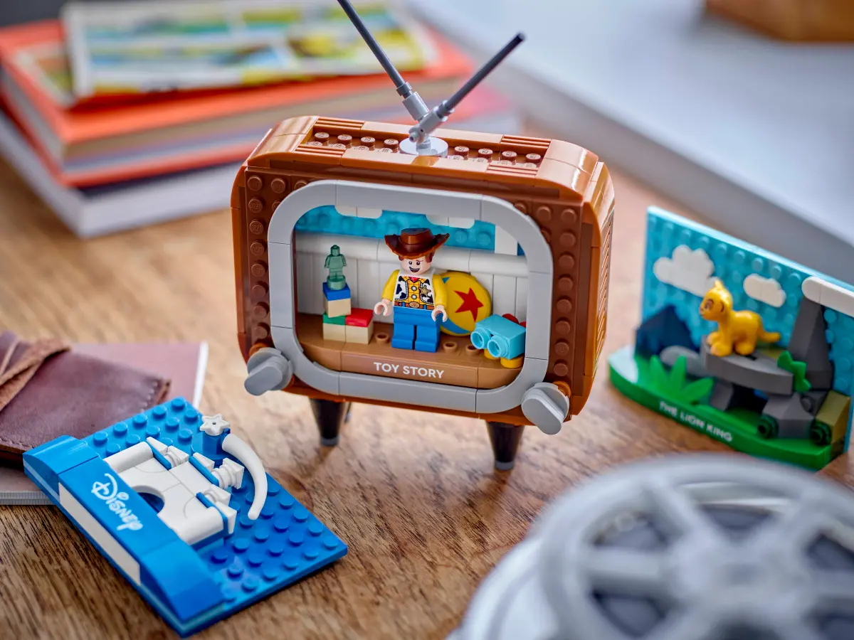 LEGO Disney 40774 Classic Animation Scenes 1