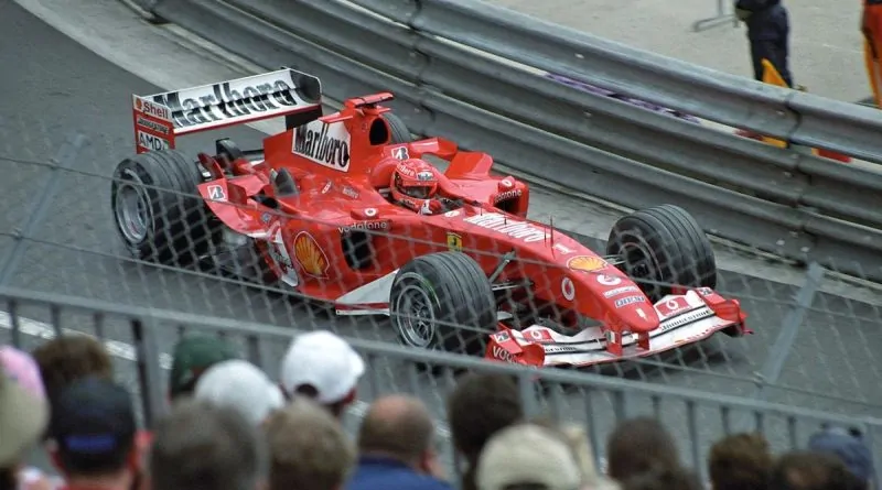 WIKIMEDIA COMMONS Ferrari F2004