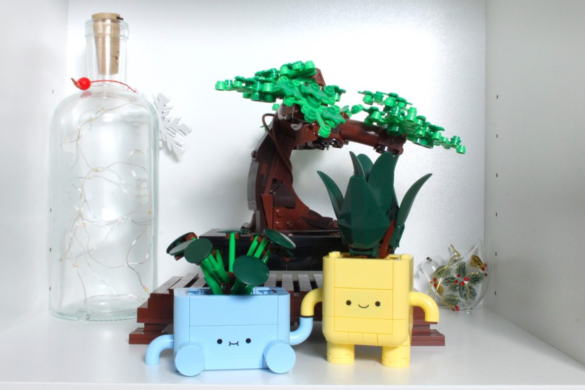 lego happy plants 10349 feature 11 1200x800