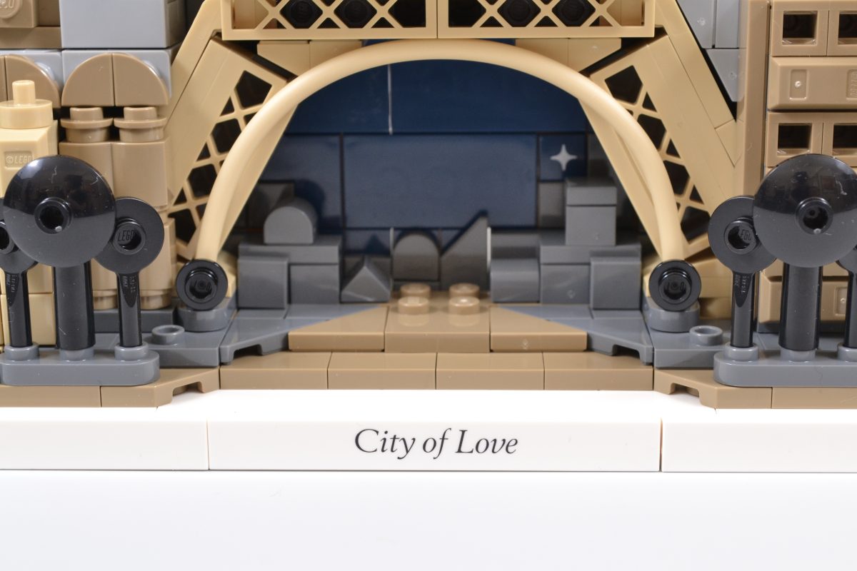 LEGO Architecture 21064 Paris &ndash; City of Love 11 1200x800