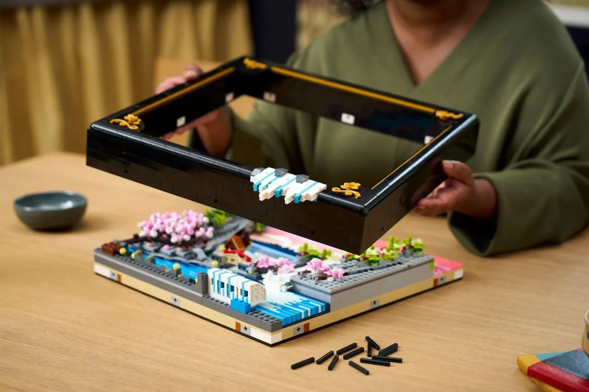 LEGO Art 31218 Japanese Cherry Blossom Landscape revealed